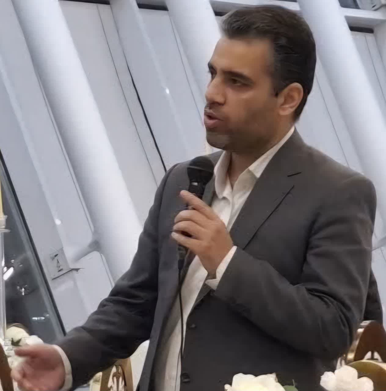 پایگاه خبری شورا تریبون