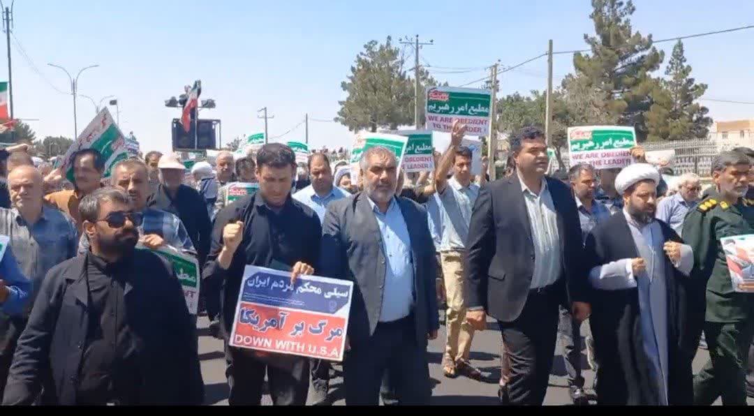 پایگاه خبری شورا تریبون