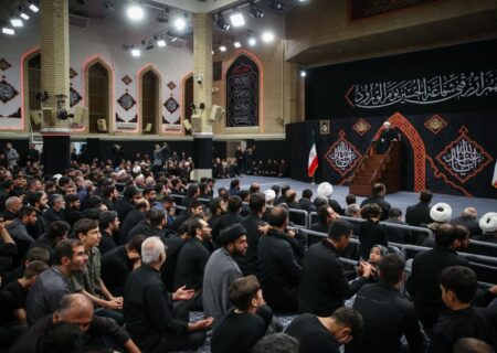 مراسم عزاداری حضرت اباعبدالله الحسین در حسینیه امام خمینی