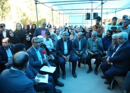 «چشمه سبز گلمکان» باید به قطب اقتصادی و گردشگری ملی تبدیل شود