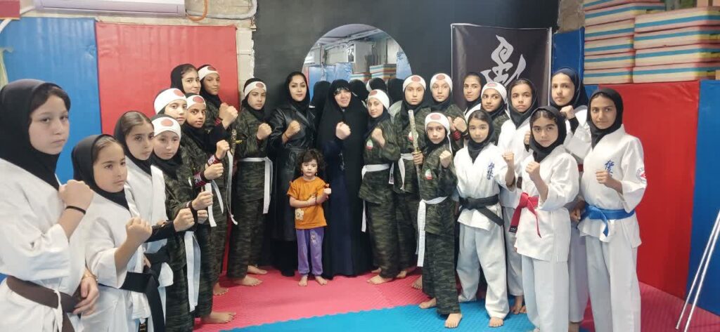 موافقت مجلس با تعویق ۶ ماهه موعد برگزاری انتخابات شوراهای شهر و روستا ... نمایندگان در جلسه علنی امروز مجلس شورای اسلامی، در جریان بررسی اصلاح موادی از قانون ... حضور فاطمه سلیمی در باشگاه شهید سیدی پورسینا