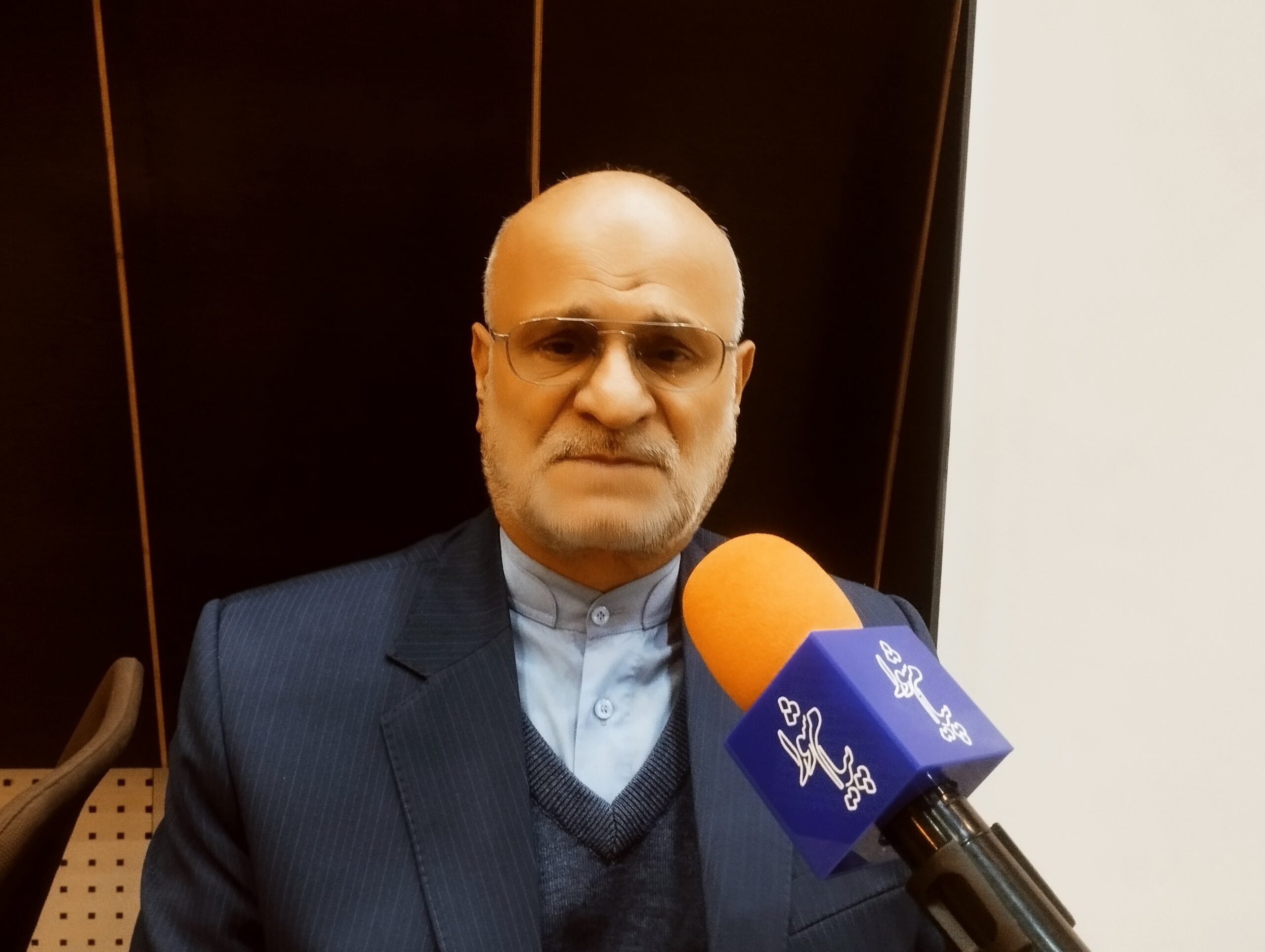 مراسم ۱۳ آبان با حضور پرشور مردم مشهد همراه با تجلیل از چهره‌های قرآنی