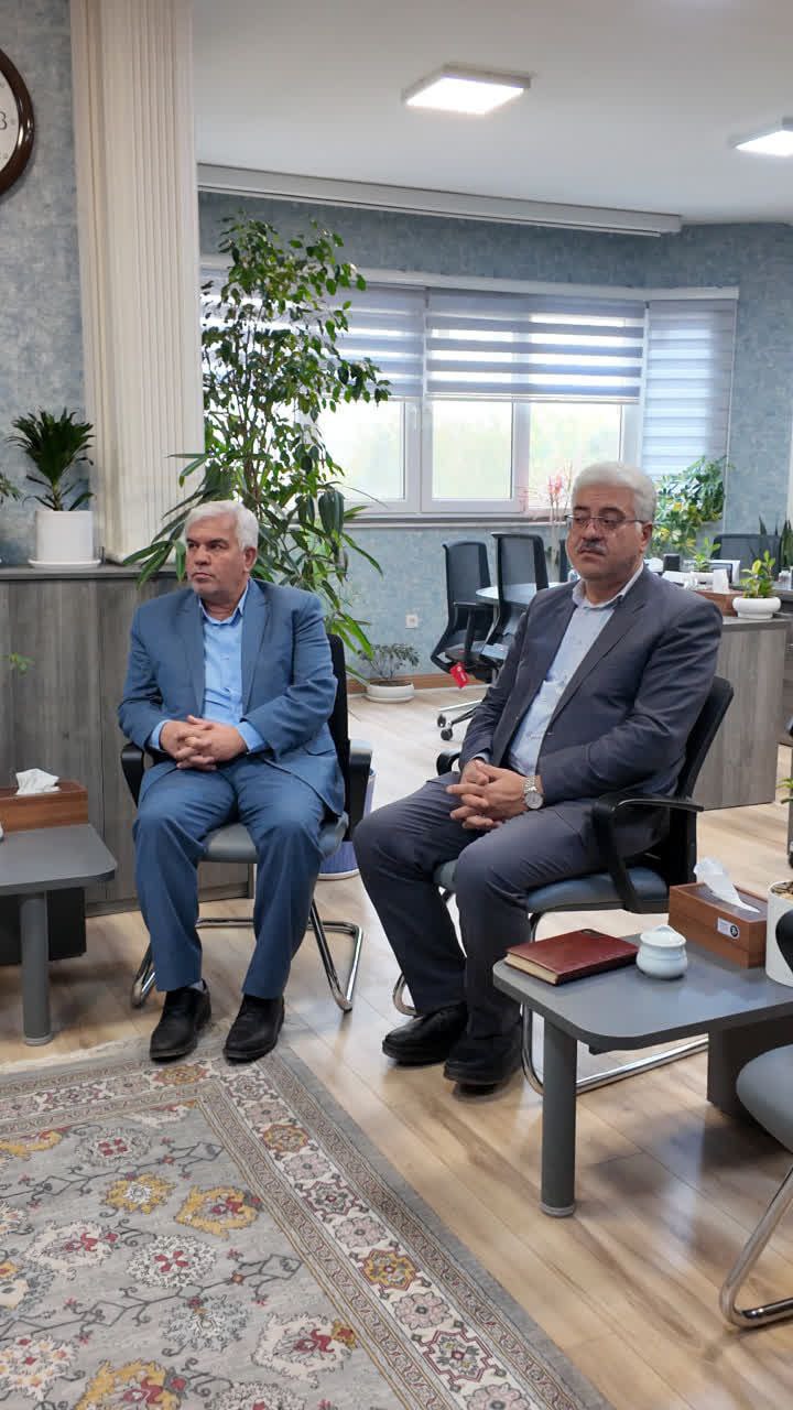 دیدار فرماندار فیروزه با مدیرکل بنیاد مسکن انقلاب اسلامی استان خراسان رضوی