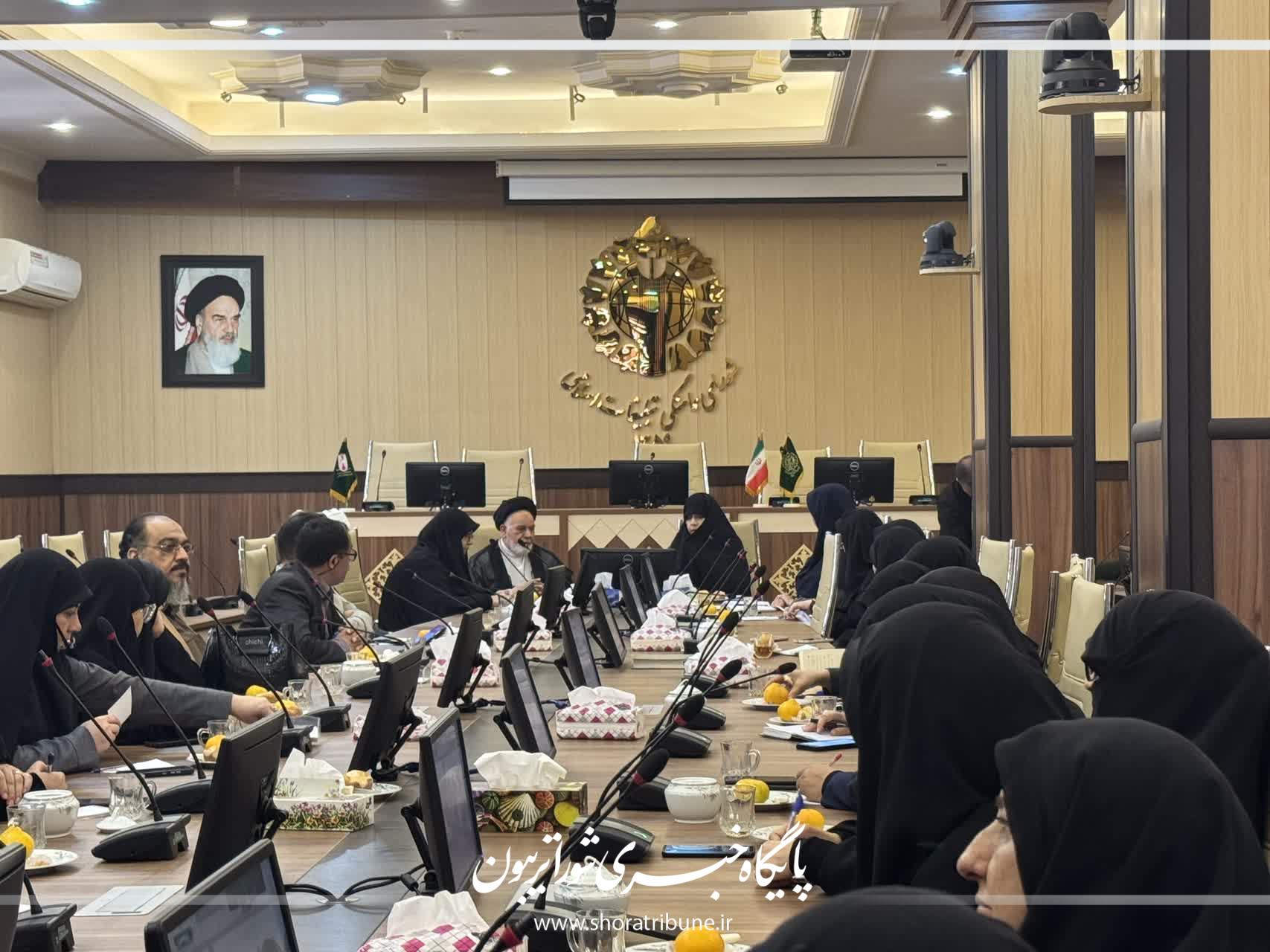 گفت‌وگوی دختر شهید سلامی در جمع کارآفرینان بانوان مشهد