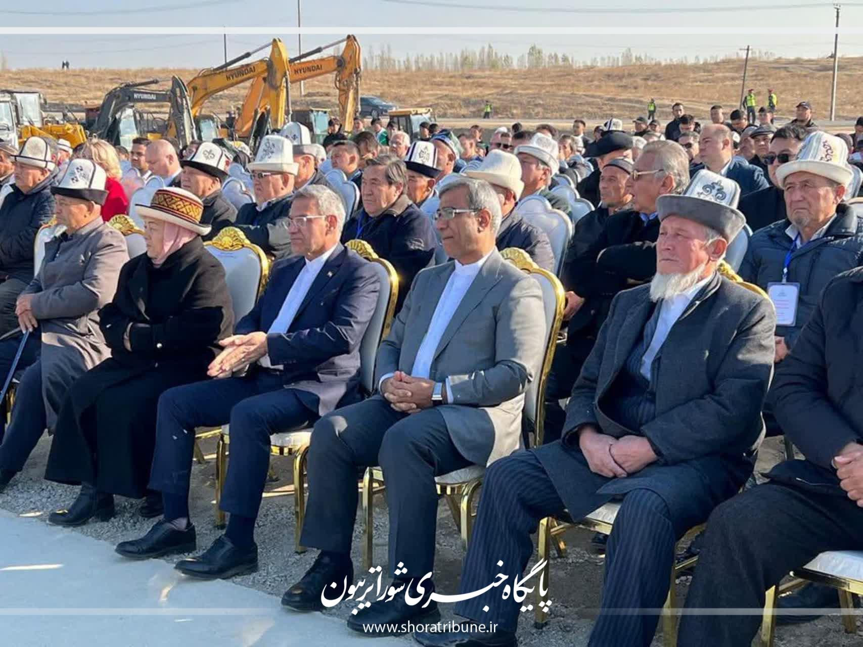 کلنگزنی منطقه صنعتی اوش با حضور هیئت اقتصادی خراسان رضوی