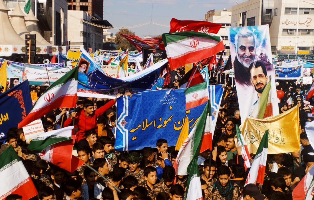 حضور دانش آموزان در اجتماع روز دانش آموز (۱۳ آبان ماه) مشهد مقدس