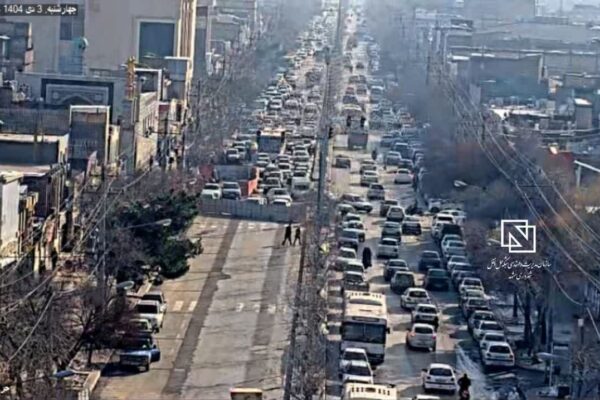 مسدود شدن موقت بلوار حر مشهد به دلیل فرونشست زمین