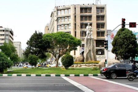 ایجاد دو مسیر گردشگری جدید در قلب تاریخی تهران خیابان فردوسی میزبان خانواده‌ها می‌شود