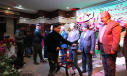 جشن بزرگ اکرام یتیمان توسط بنیاد آبشار عاطفه ها همزمان با میلاد حضرت علی(ع) برگزار شد